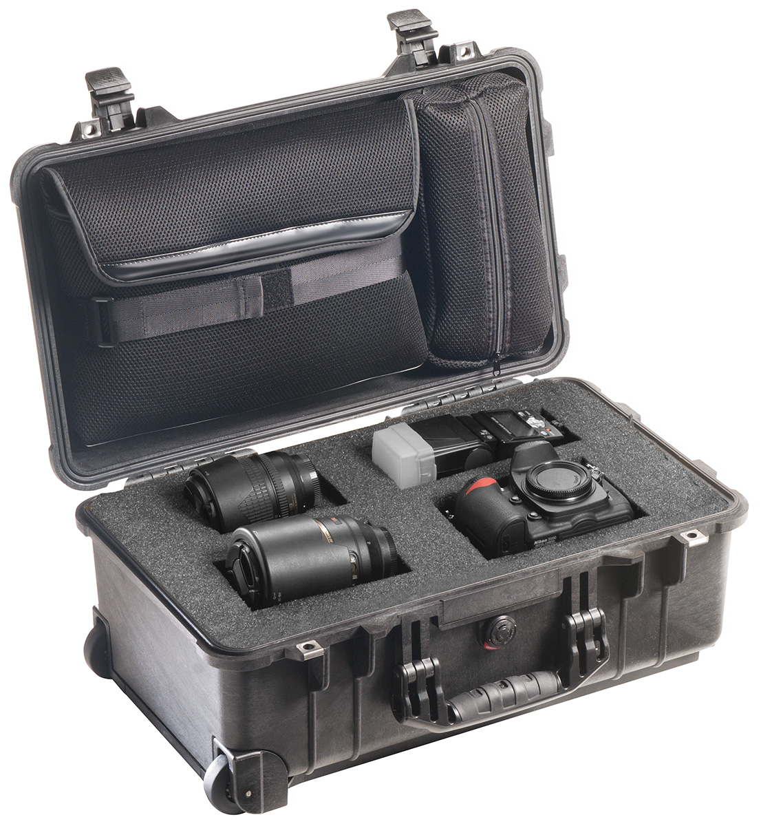 pelican-professional-rolling-travel-camera-case